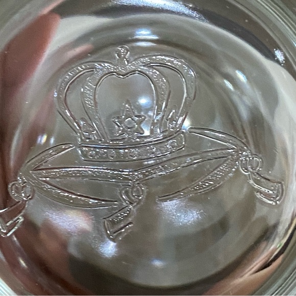 Crown Royal Embossed Logo on the Base Heavy Bottom Clear Whiskey Glasses - Picture 10 of 11